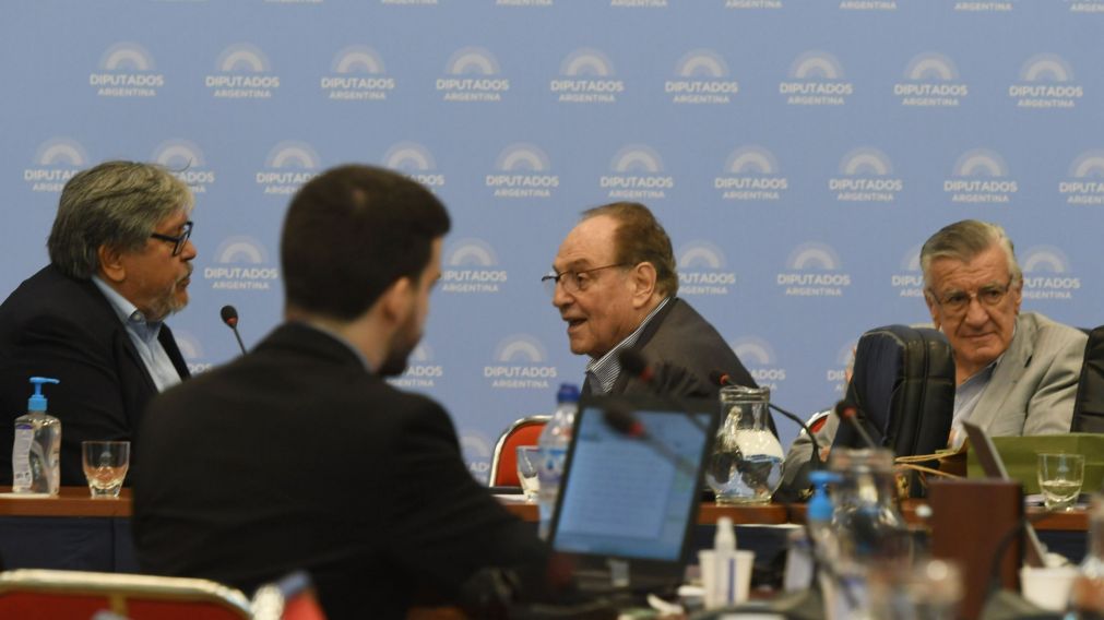 Carlos Heller, titular de la comisión de Presupuesto y Hacienda, aclaró que la reunión de hoy será "informativa y no deliberativa".