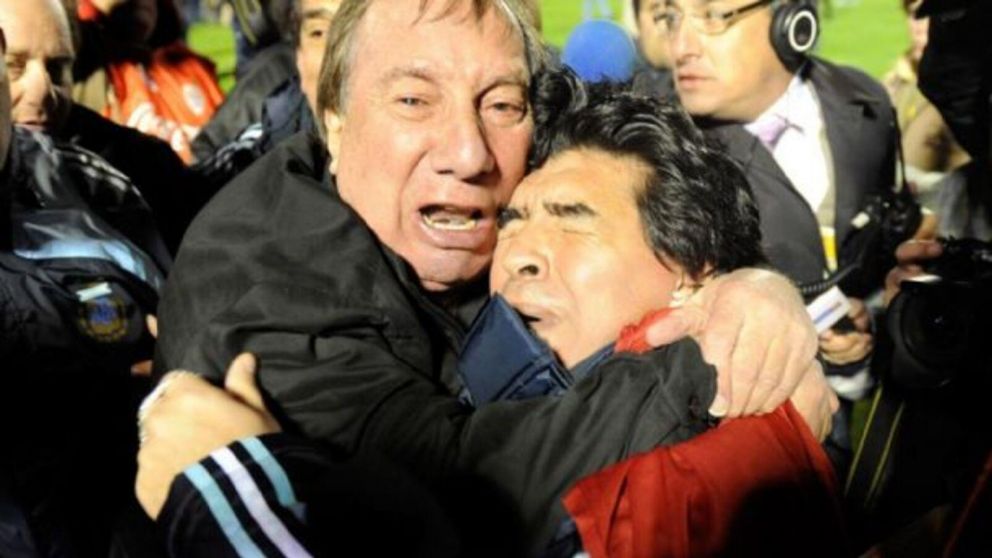 Bilardo y Maradona cuando Argentina clasificó al Mundial del 2010.