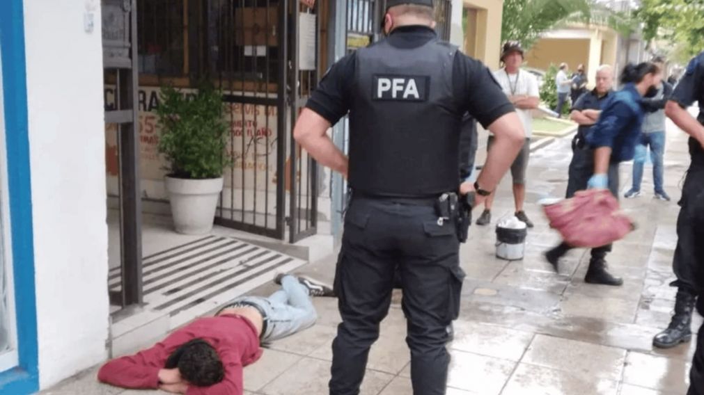 Provocó disturbios: fue en la zona de la vieja Terminal de Mar del Plata con una "faca" y un cuchillo
