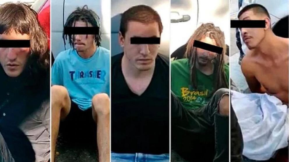 Los seis jóvenes están acusados de la violación grupal de una joven de 20 años.