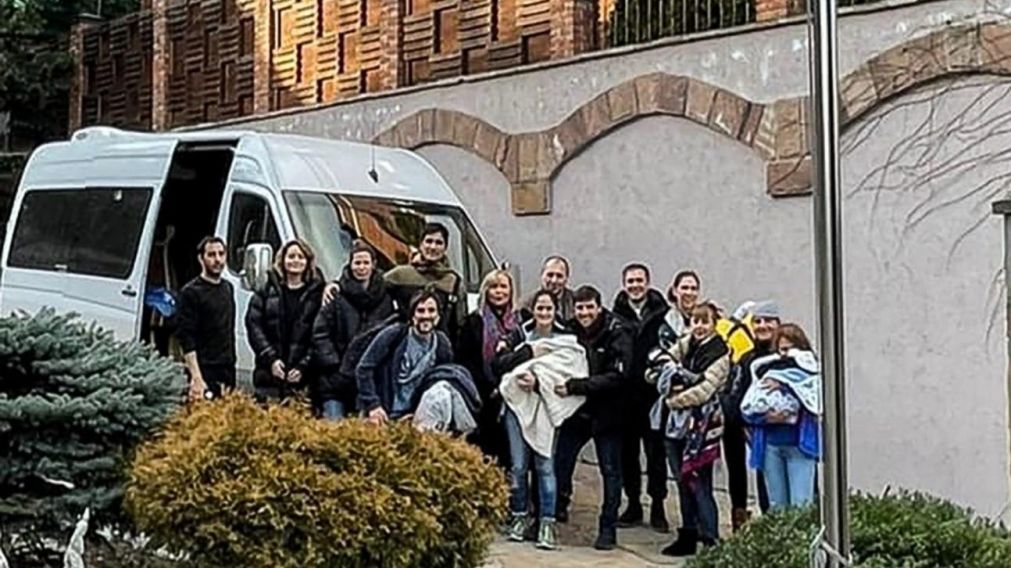 La mayoría de los argentinos se fueron a Polonia (Télam).