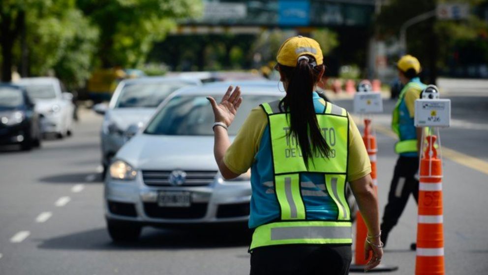 A través de drones, fueron identificados los infractores, que ahora deberán pagar fuertes multas.