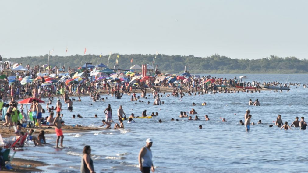 Más de tres millones de turistas se están movilizando por el país.