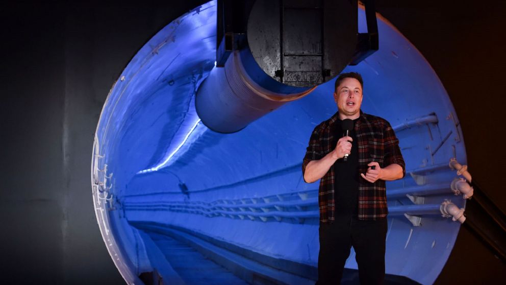 Elon Musk se suma a la ayuda para Ucrania y envía sus satélites a la zona.