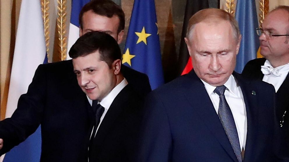 Volodímir Zelenski y Vladimir Putin hoy se dan la espalda (Archivo).