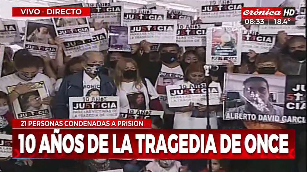 El emotivo acto que rindió homenaje a los 52 fallecidos en la tragedia de Once.