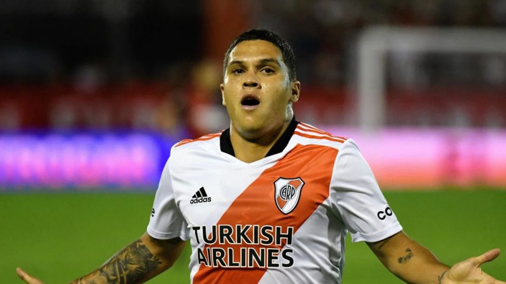 River se trajo un triunfo valioso de su visita a Newell`s y estallaron los memes en las redes (imagen Olé).