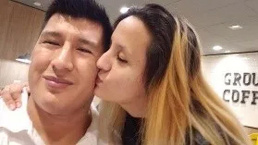 Karen Oviedo junto a su marido Ángel Aquino (Archivo).