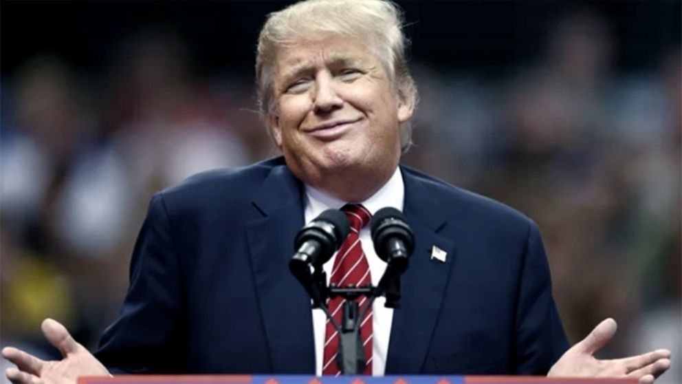 Donald Trump solicitó que las fuerzas de seguridad iraníes se rindan.
