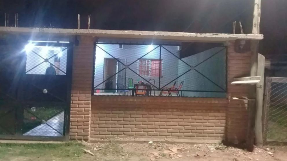 El domicilio en Gonz�lez Cat�n donde ocurri� el doble crimen.