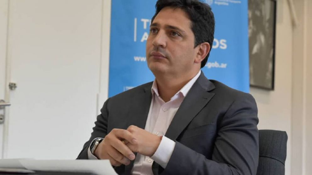 Indicó que circulan "ocho formaciones" por esa línea que son conducidas por personal que "no se adhirió". .