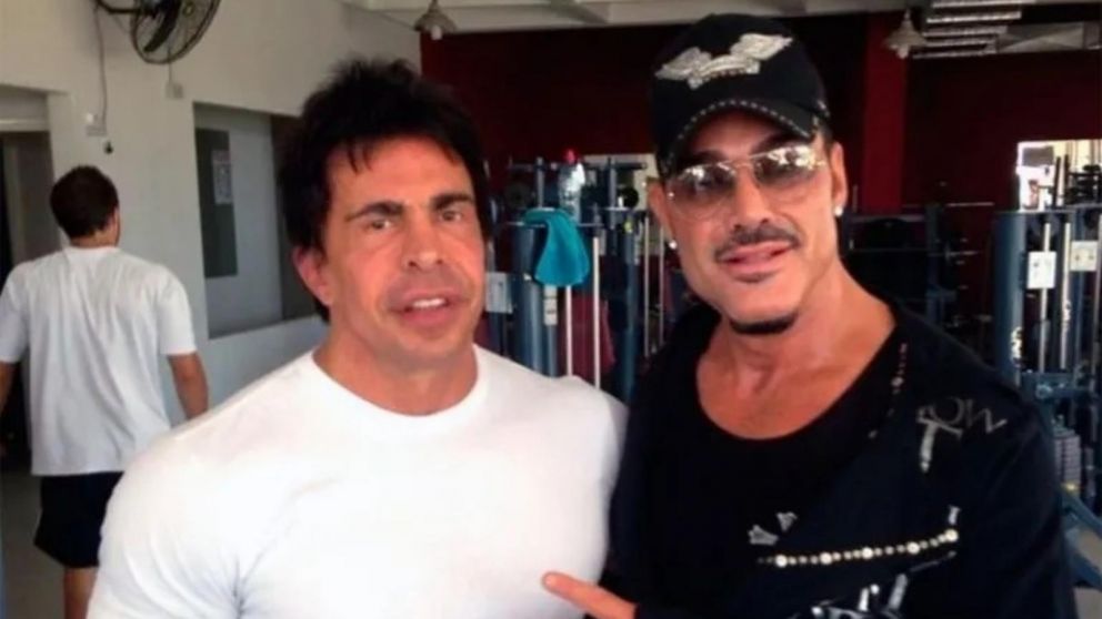 Gustavo Martínez junto a su ex pareja y gran amigo Ricardo Fort (Archivo).