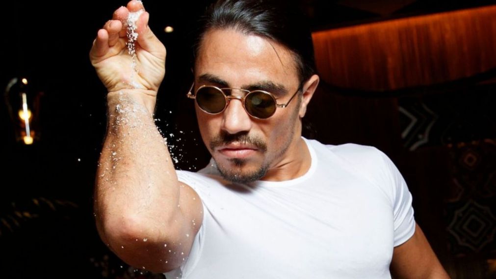 La despiadada cr�tica que recibi� uno de los restaurantes del exc�ntrico chef Salt Bae (imagen ilustrativa).