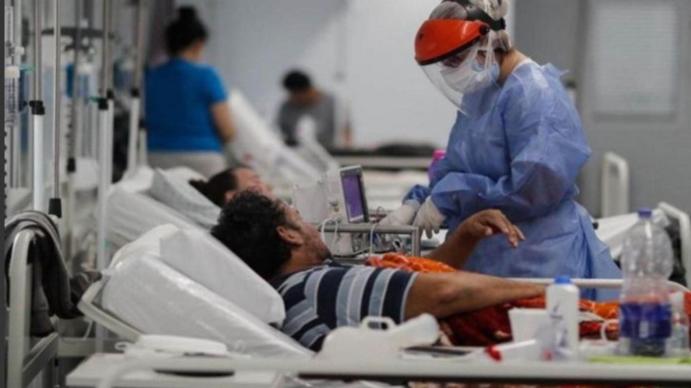 Actualmente son 1.884 los internados con coronavirus en unidades de terapia intensiva.