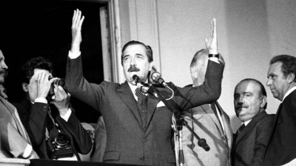 Raúl Alfonsín nació el 12 de marzo de 1927 en Chascomús, provincia de Buenos Aires.