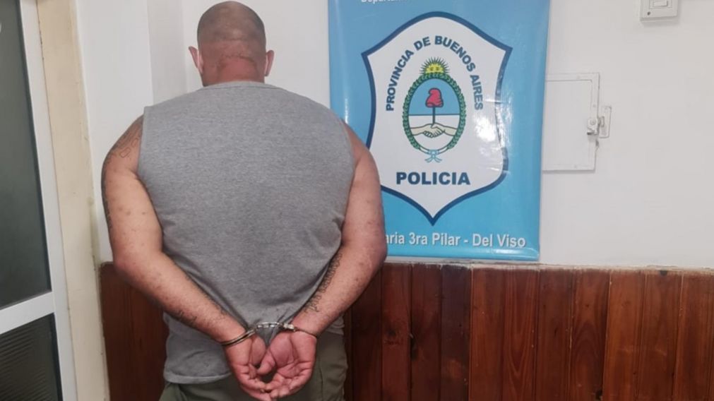 Este es el sujeto que fue arrestado en Del Viso por los efectivos policiales.