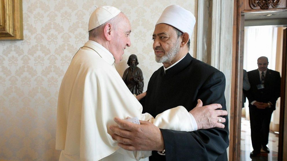 El Papa Francisco se encontró con el Gran Imán Ahmed Al-Tayyeb en 2019 (Archivo).