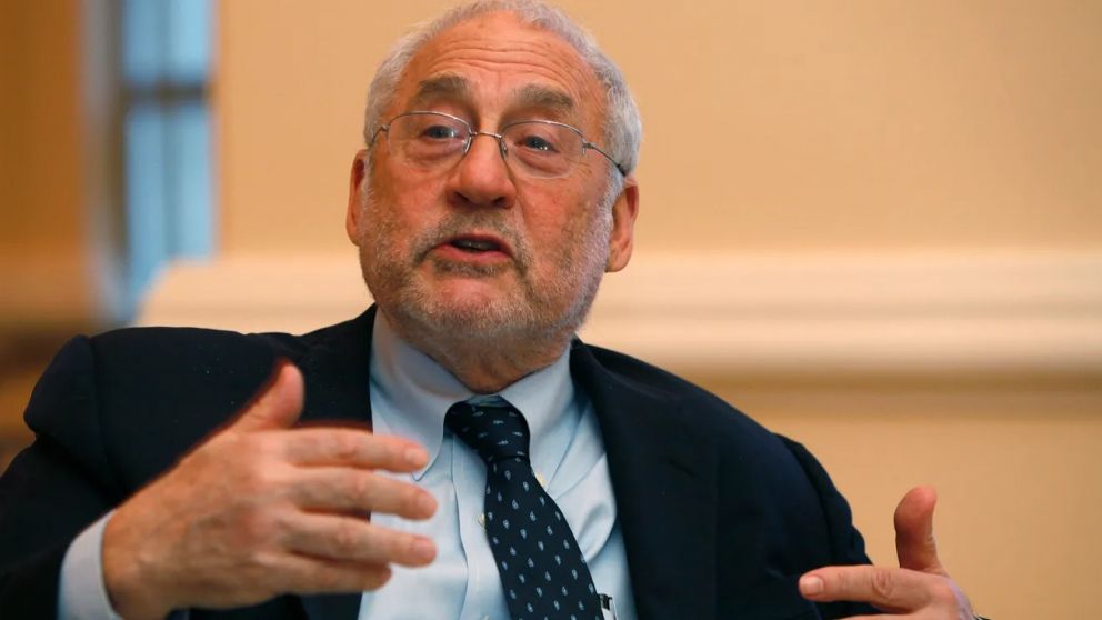 Más allá del acuerdo, Stiglitz dijo que el país "está lejos de estar fuera de peligro".