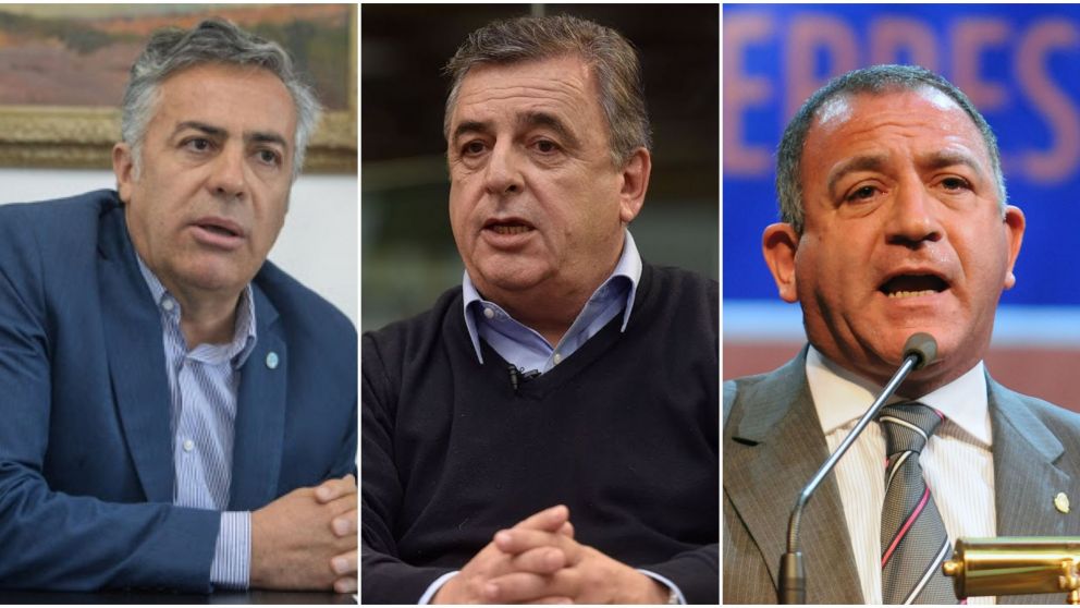 Cornegro, Negri y Luis Juez fueron algunos de los dirigentes opositores que hablaron tras la renuncia de Máximo.
