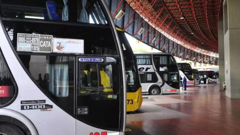 El pase sanitario ser� obligatorio en Provincia para viajes de media y larga distancia.
