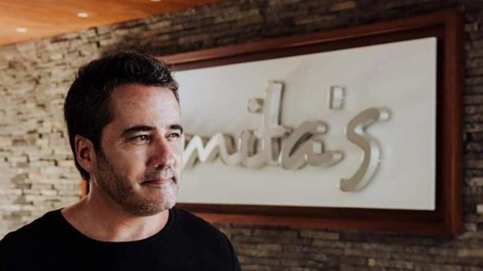 Federico Mazzoni, un argentino que era gerente de un reconocido bar de playa en Playa del Carmen (Facebook).