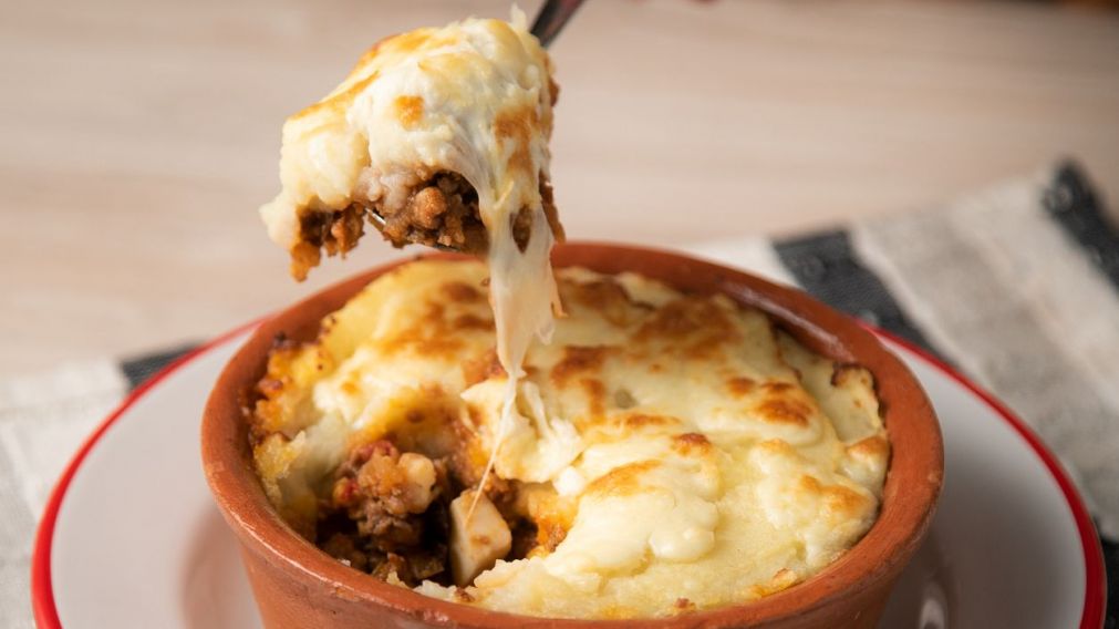 Pastel de papas: un plato bien criollo, rico, saciador, y que se prepara en pocos pasos.