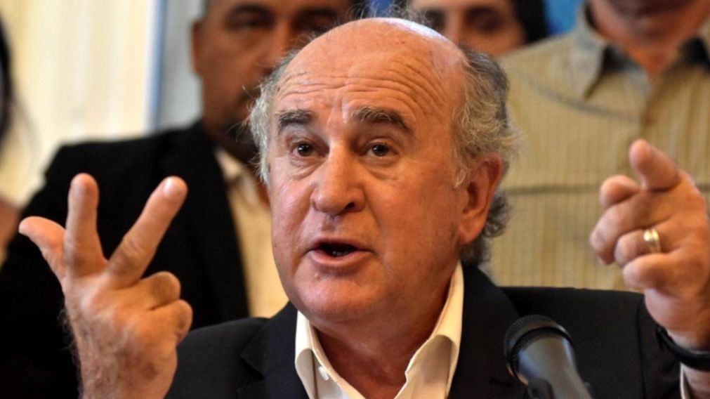 Oscar Parrilli defendió su proyecto para que vuelva "Fútbol para Todos": qué argumentos dio