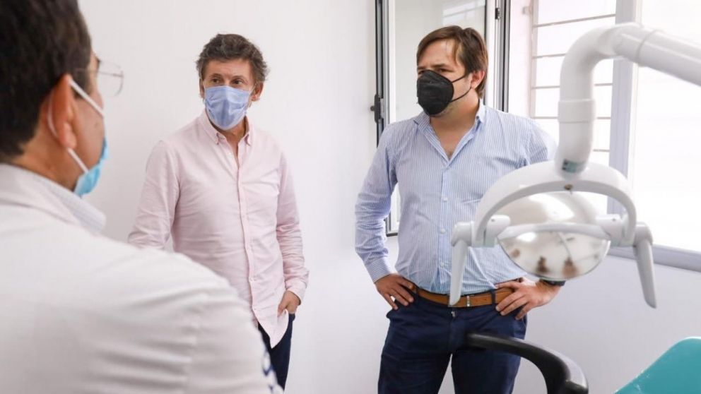 La construcci�n del nuevo centro de salud y la puesta en valor de los CAPS se realiz� con fondos del Gobierno de la Provincia de Buenos Aires.
