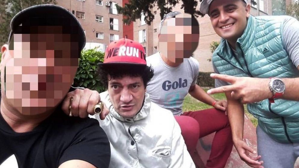 "El 'Pity' Álvarez me dejó mal psicológicamente, por él tengo que ir a ver a mi papá al cementerio".