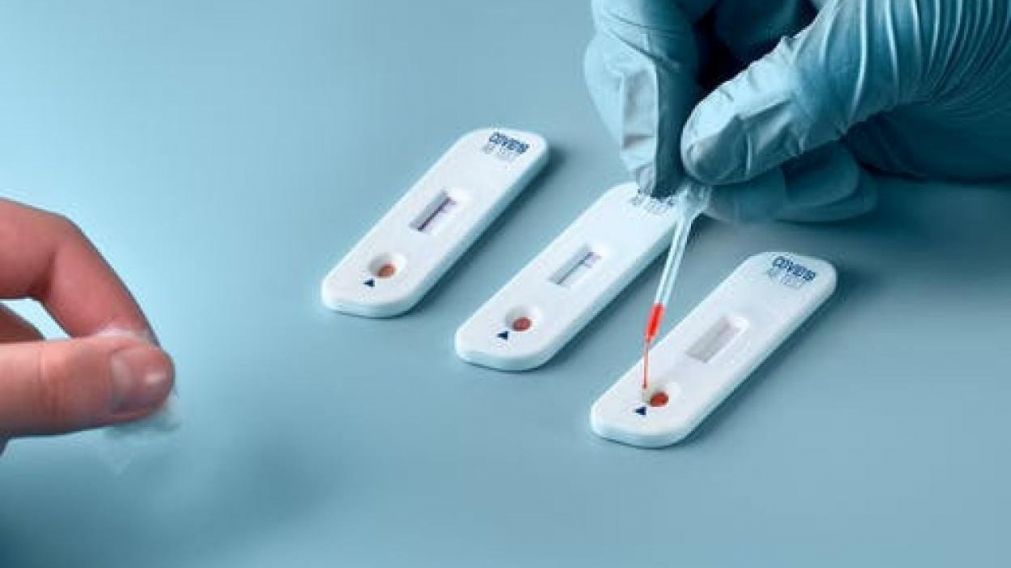 Creer o reventar: el COVID-19 y los métodos de detección dan para todo.