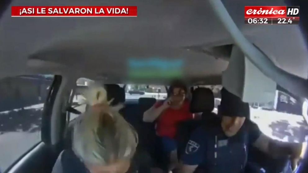 El increíble rescate en San Miguel quedó filmado por las cámaras del patrullero (Crónica HD).