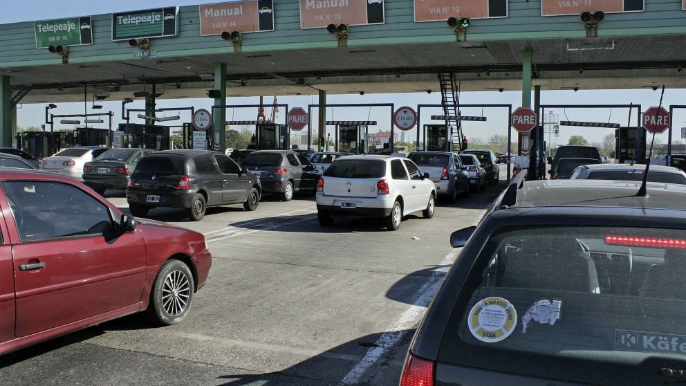 En las autopistas porteñas, los peajes tendrán un incremento del 45%.