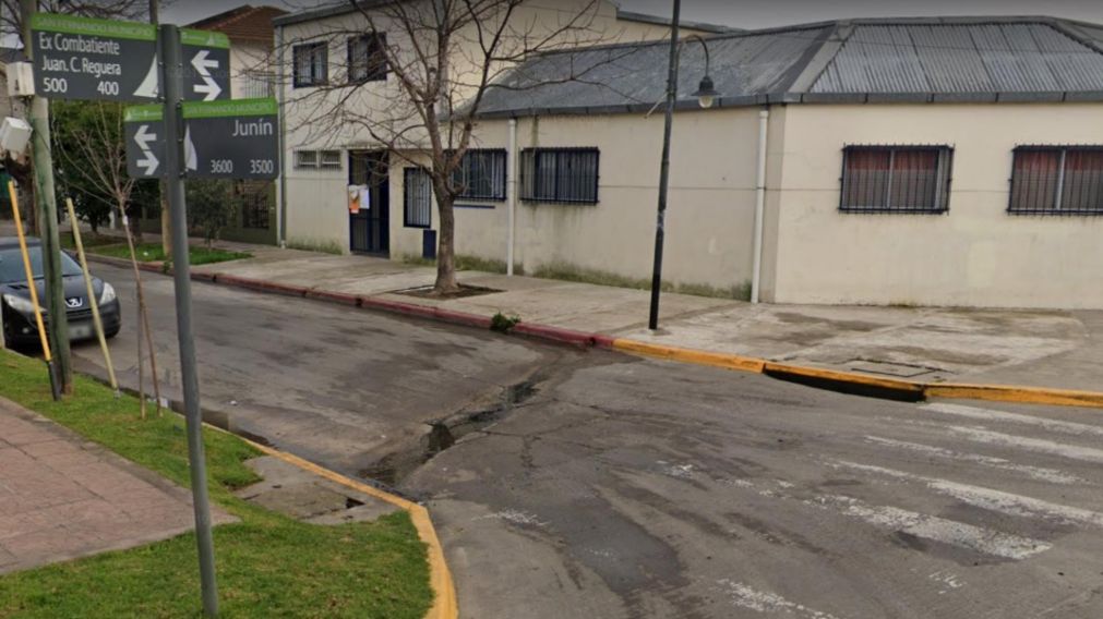 La esquina en la que fue encontrado baleado Alexis Gabriel Salvatierra, de 18 a�os.