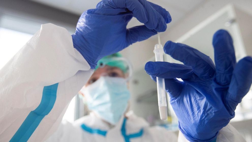 Deltacron, la nueva variante de coronavirus combinada. 