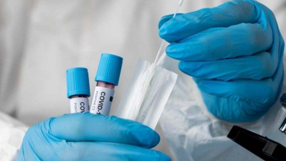 Las autoridades sanitarias de Chipre informaron 25 casos de infecciones con la variante Deltacron.
