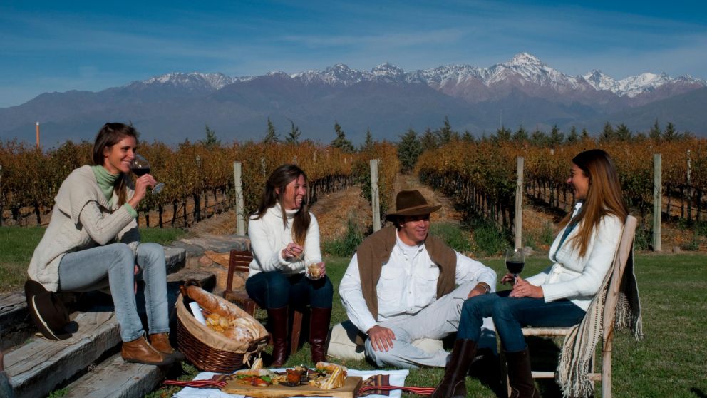 Cuyo es�la principal productora vitivin�cola del pa�s, de donde salen algunos de los mejores vinos a nivel mundial,