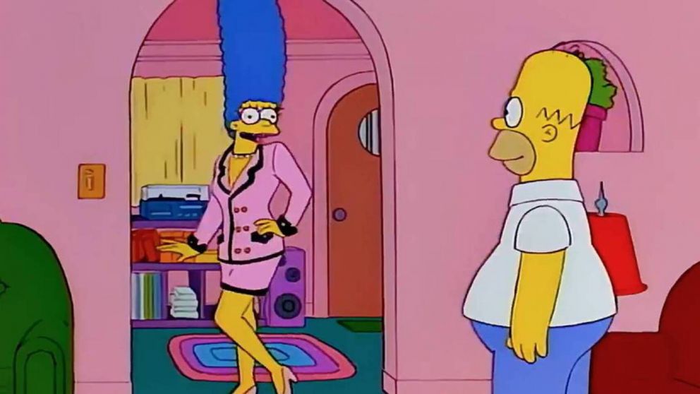 El vestido rosa Chanel "multiuso" que us� Marge en un cap�tulo, oculta una tr�gica historia.