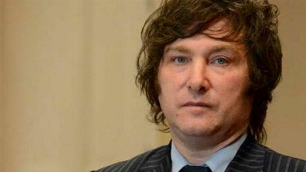 Javier Milei cumplirá así con una de sus promesas de campaña y sorteará su sueldo.