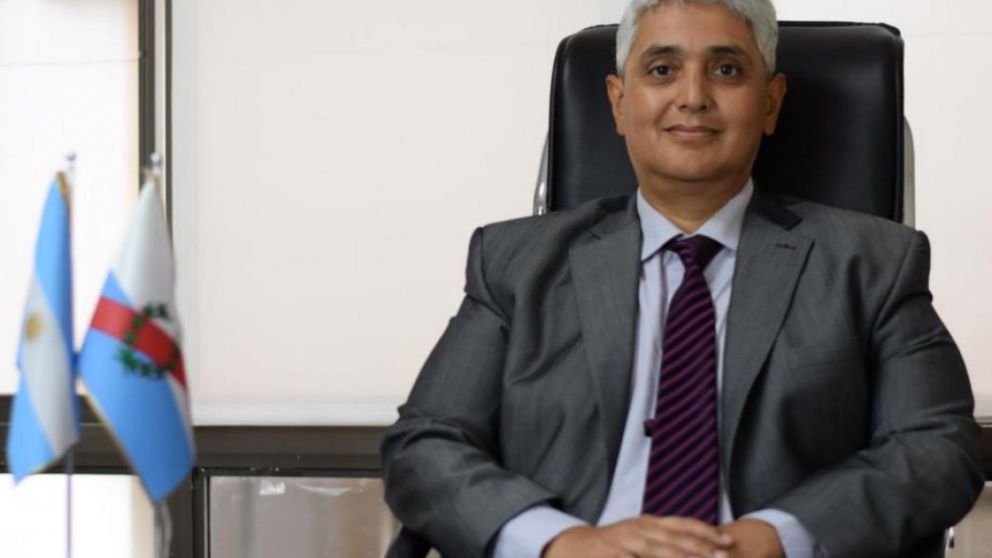 Javier Vallejos, fiscal general de la provincia de La Rioja, y su posici�n en el "affaire" Conte Grand.