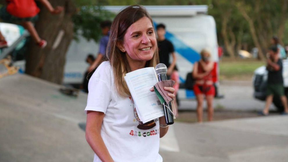 Fernanda Raverta: "Este año queremos que los chicos y las chicas vuelvan a la escuela".