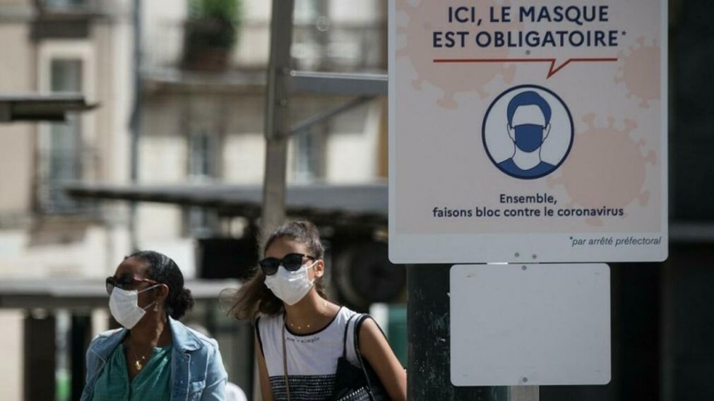 Francia se encuentra en estado de alerta por la nueva variante (Twitter).