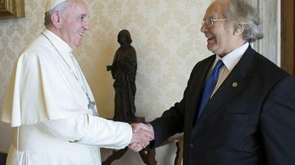 Así Francisco le mandó un mensaje de aliento a Adolfo Pérez Esquivel, tras su internación.