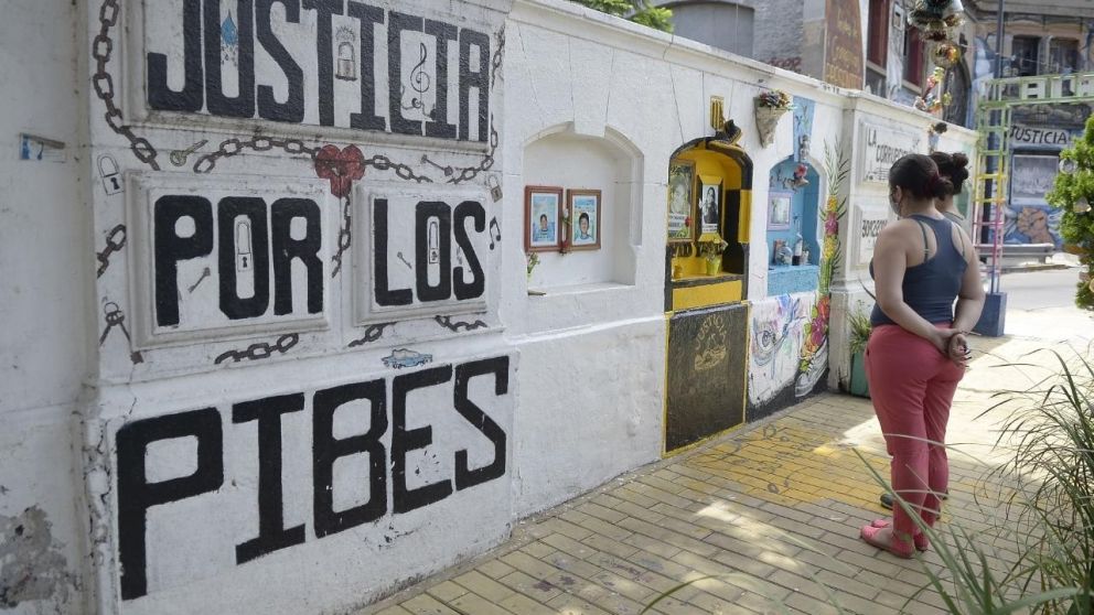 El santuario que recuerda a las victimas de la tragedia, en el barrio de Once.