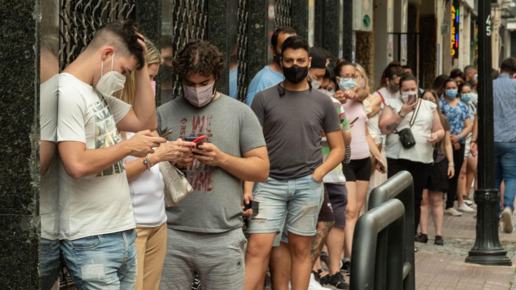Definieron cuándo no será necesario hisoparse para descomprimir los centros de testeo.