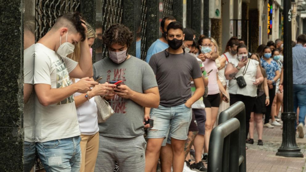 Definieron cuándo no será necesario hisoparse para descomprimir los centros de testeo.