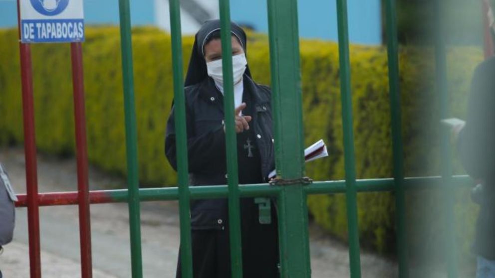 Denuncian por maltrato infantil a un hogar de monjas en Bogotá, Colombia.
