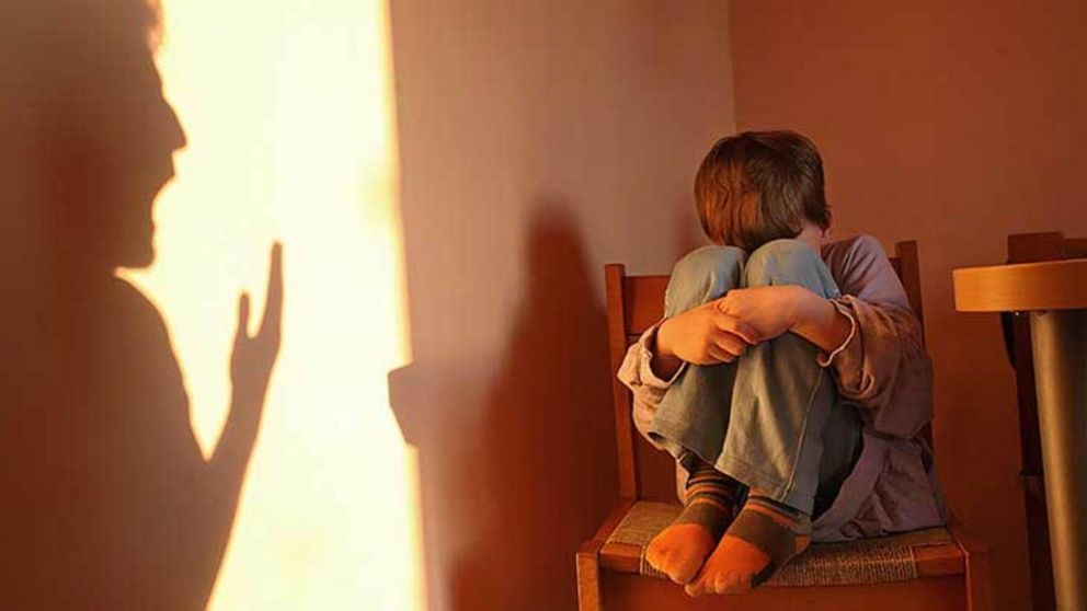 La línea 102 recibió 20.300 llamadas que corresponden a situaciones de violencia contra niñas y niños.