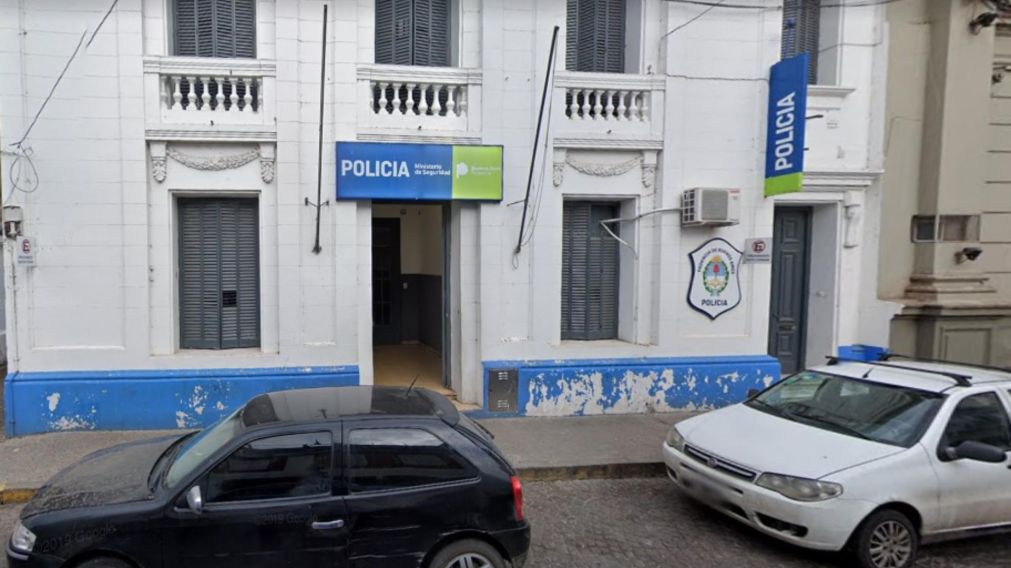 Integrantes de la comisaría 1° de San Nicolás buscan a los homicidas del jubilado de 78 años.