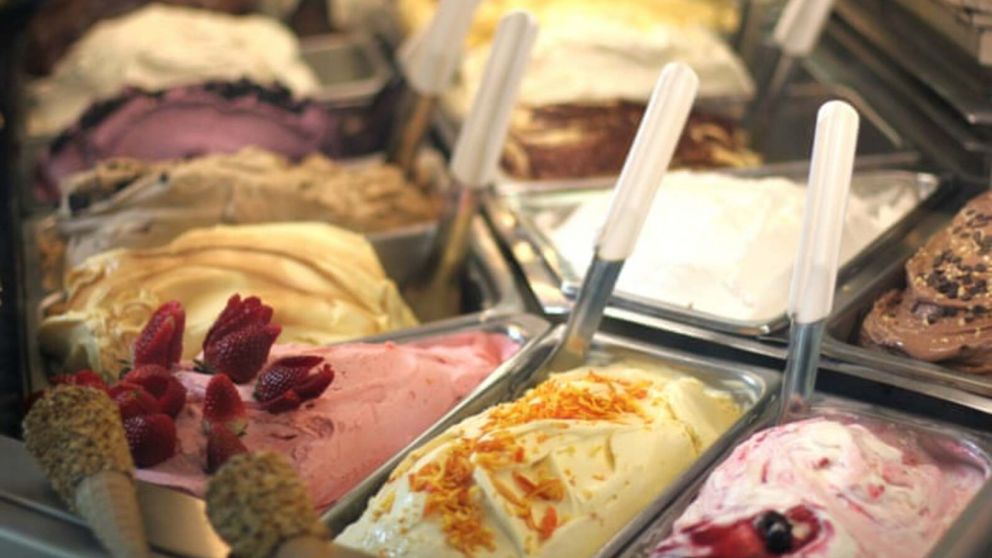 Su hijo de 4 a�os jugaba con su celular y termin� gastando una fortuna en helado (imagen ilustrativa).