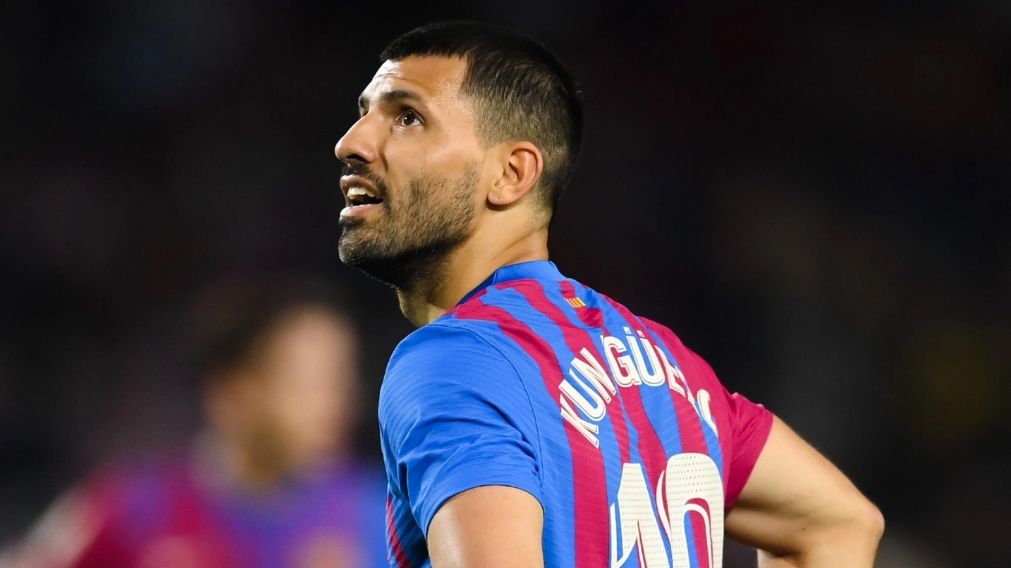 Según medios españoles, Sergio "Kun" Agüero está muy cerca de anunciar que deja el fútbol.
